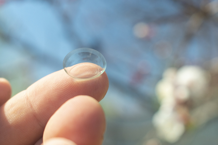 Kontaktlinsen trotz Pollenallergie tragen?